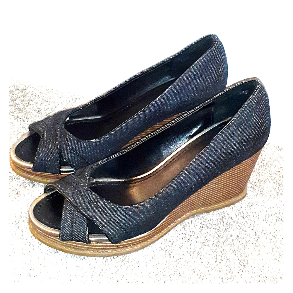 American Eagle Wedge Denim Sandals